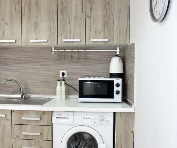 Liby's Luxury Apartmemt Кавала